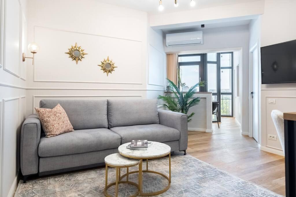Apartamento Stunning Views 3Br Sunny Flat - Amazing Terrace Bucarest Exterior foto
