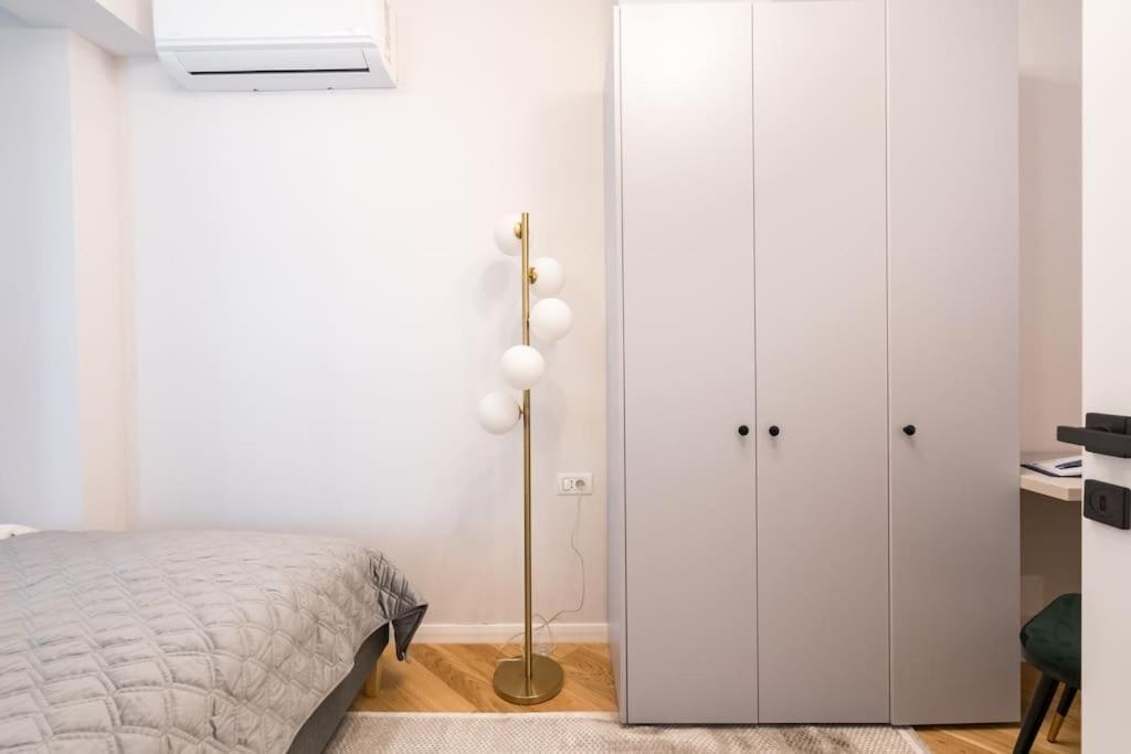 Apartamento Stunning Views 3Br Sunny Flat - Amazing Terrace Bucarest Exterior foto
